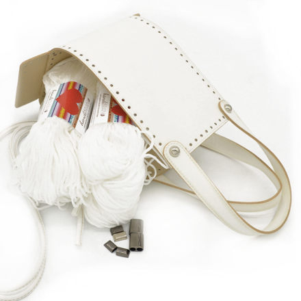 Picture of Kit McQueen Style, Vintage White with Handle and Special Base and 800gr Hearts Cord Yarn, White