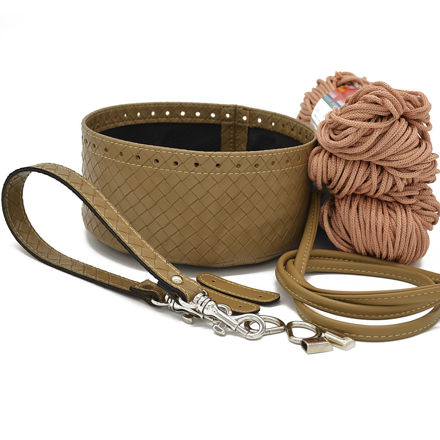 Picture of Kit Round Basket Crochet Bag Dark Nude Cigar with 400gr Eco Hearts Cord Yarn, Muted Ripe Apple (Code: 004)