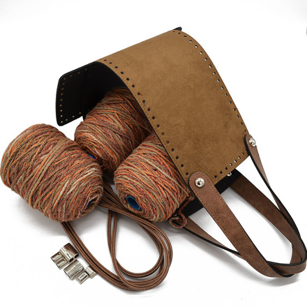 Picture of Kit McQueen Style, Suede Biege with Handles and Special Base and 900r Yarn Winter Pom Orange-140